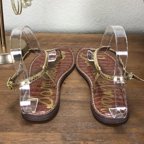 Sam Edelman Gold Embossed Leather Thong Sandals - Picture 5 of 8